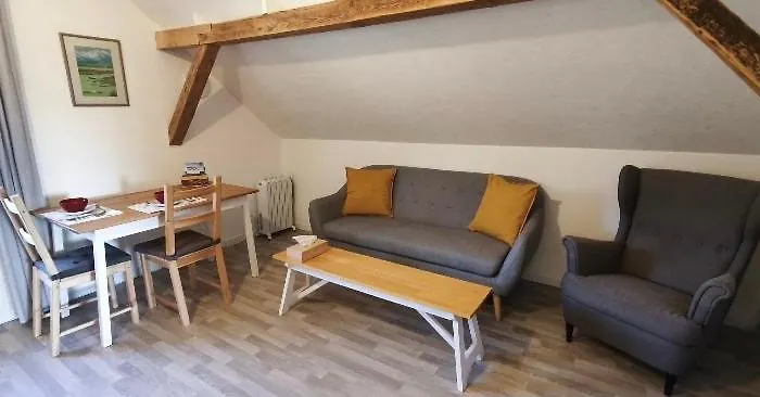 Dandelion Bed & Breakfast 3*